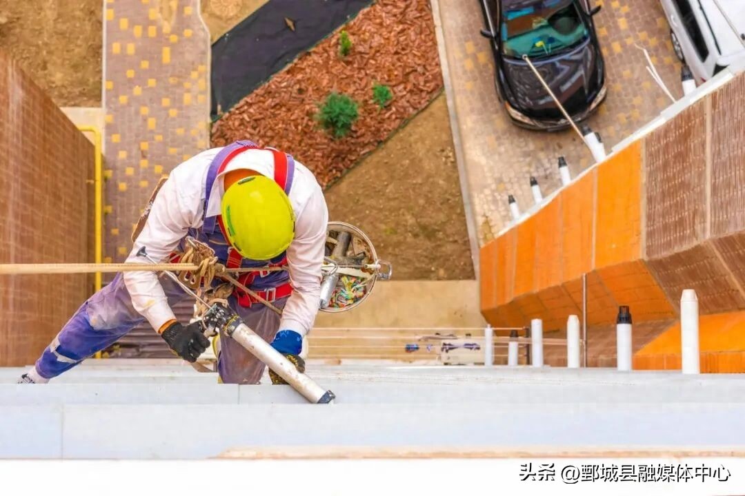 详细阅读:违章作业害人害己,对照这10种行为自查自纠 违章作业害人害己,对照这10种行为自查自纠